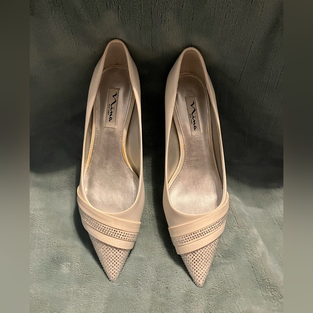 White Pointed-Toe Heels Crystal Studded